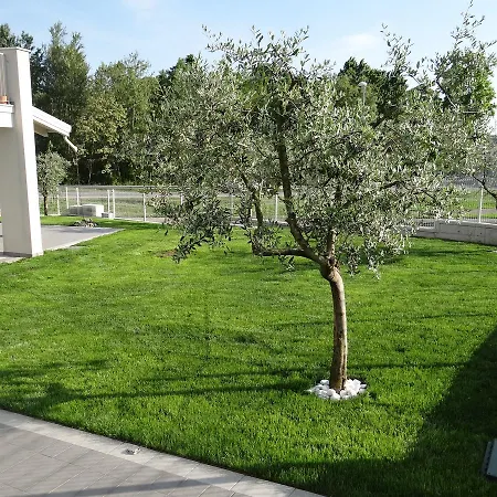 בית הארחה Nuovo Laghetto Del Frassino