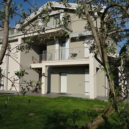 Nuovo Laghetto Del Frassino 3*