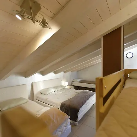 Pensionat Nuovo Laghetto Del Frassino 3*