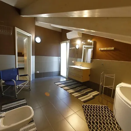 Pensjonat Nuovo Laghetto Del Frassino 3*