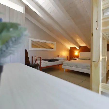 Nuovo Laghetto Del Frassino Pensionat